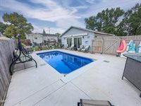 1606 8th Avenue West, Williston, ND 58801