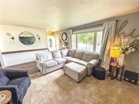 1606 8th Avenue West, Williston, ND 58801