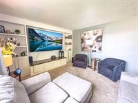 1606 8th Avenue West, Williston, ND 58801