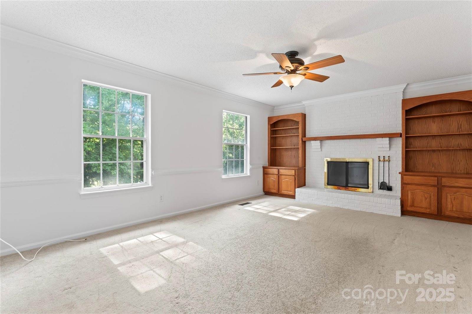 9833 White Cascade Drive, Charlotte, NC 28269