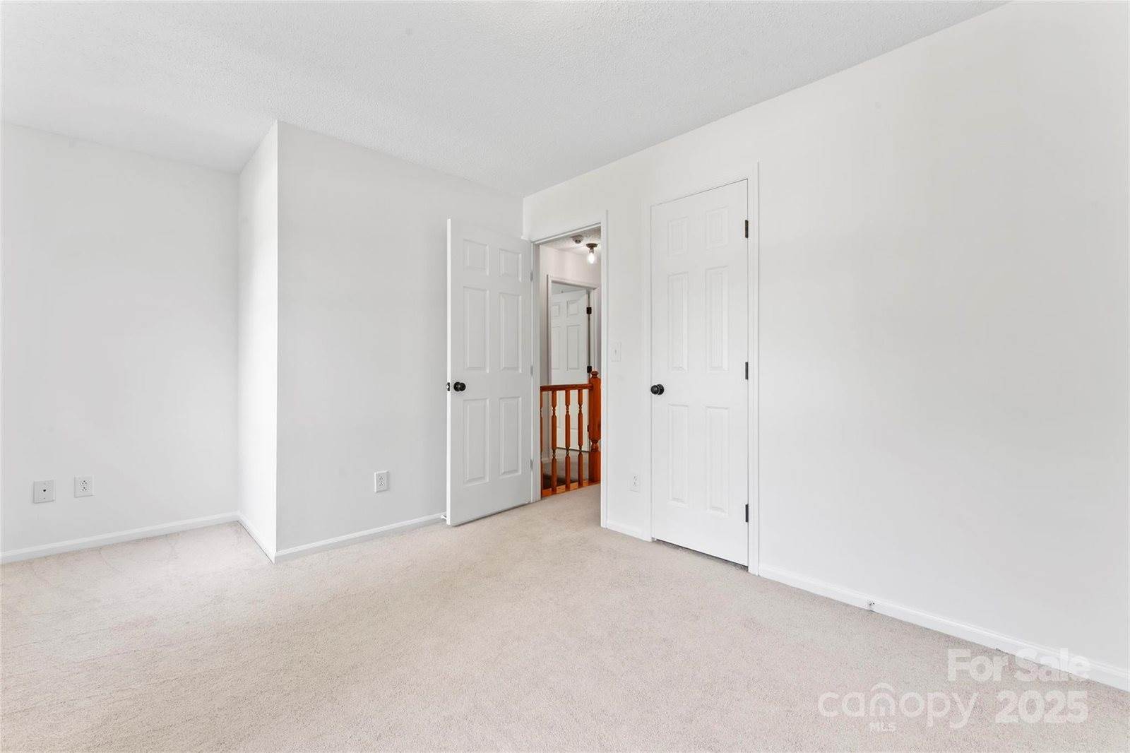 9833 White Cascade Drive, Charlotte, NC 28269