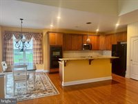 385 Randall Lane, Coatesville, PA 19320