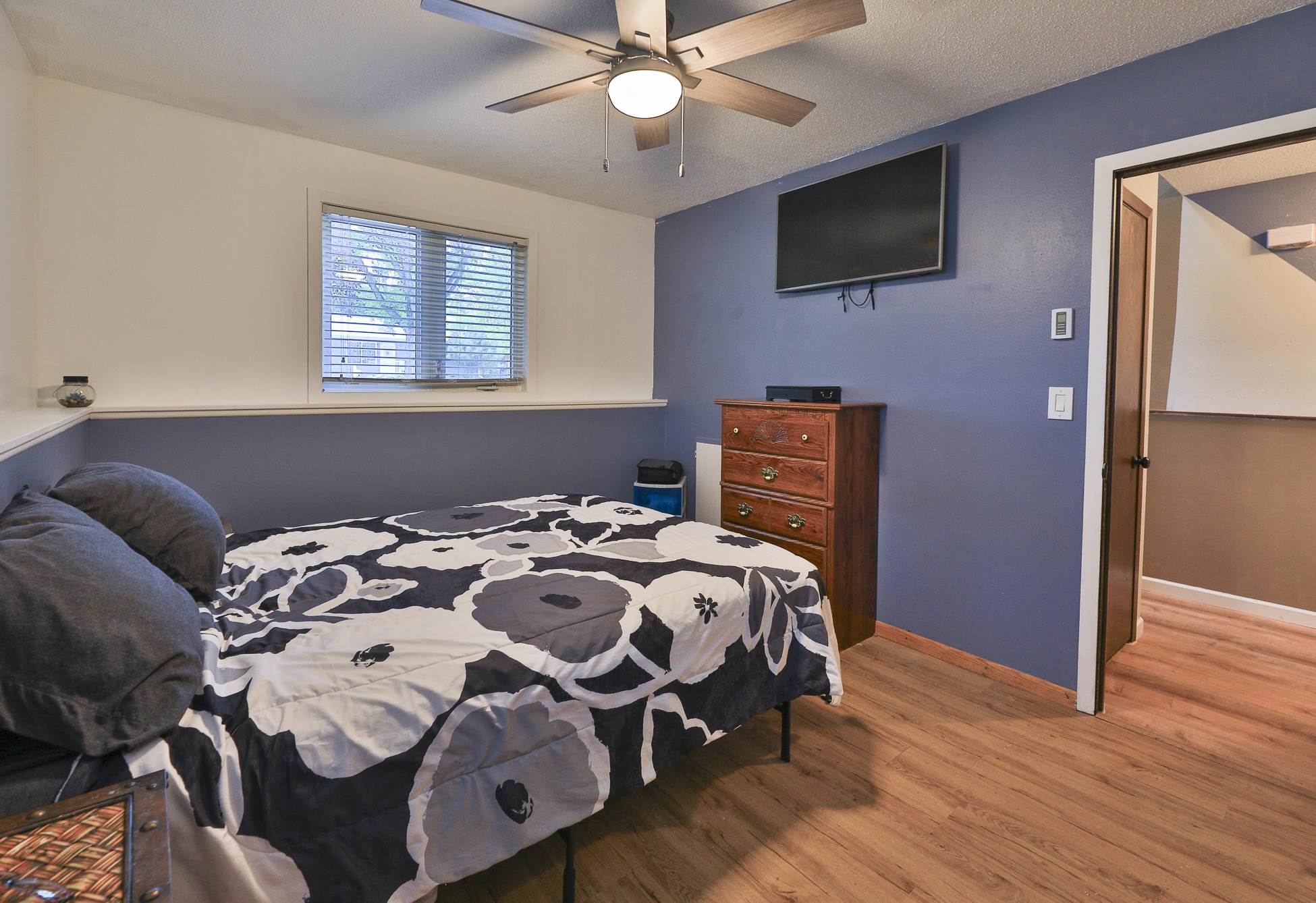 2558 Arrowhead Road S, Fargo, ND 58103