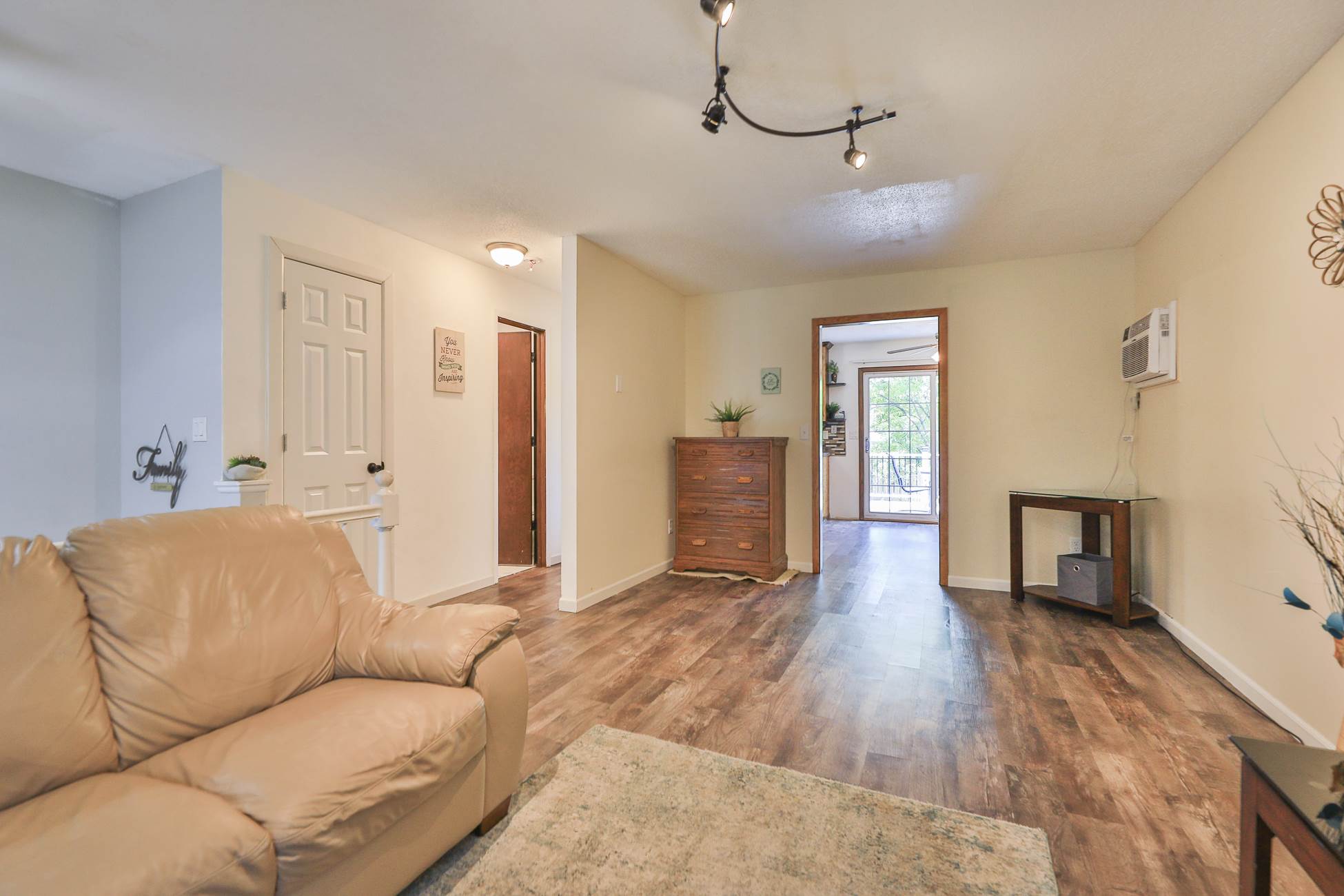 2558 Arrowhead Road S, Fargo, ND 58103