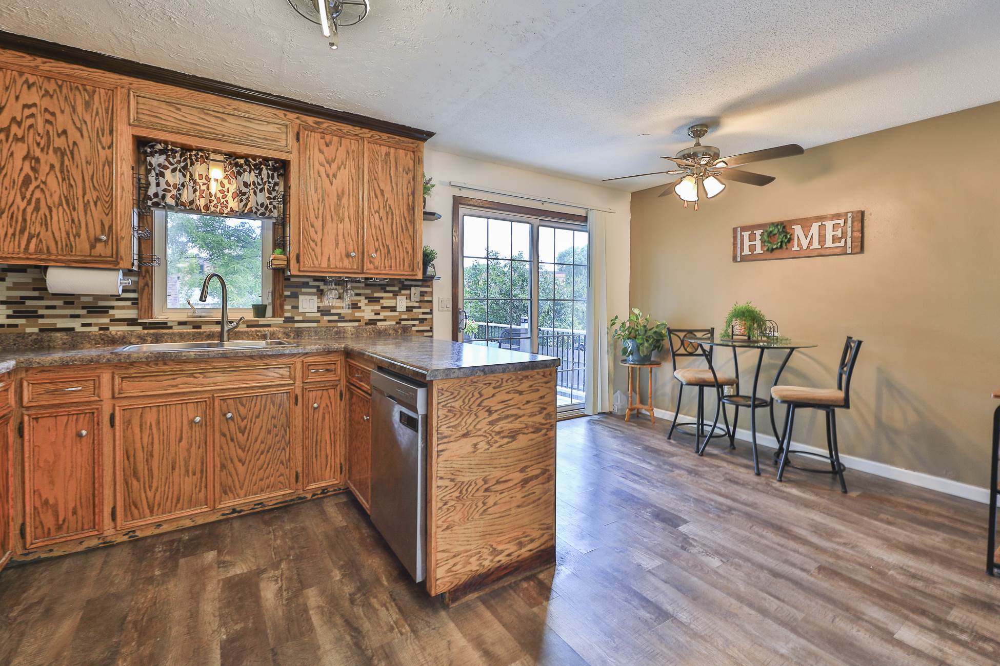 2558 Arrowhead Road S, Fargo, ND 58103