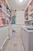 2558 Arrowhead Road S, Fargo, ND 58103