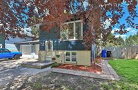 2558 Arrowhead Road S, Fargo, ND 58103