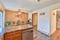 2558 Arrowhead Road S, Fargo, ND 58103