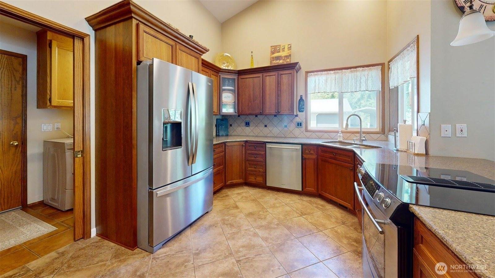 13829 58th Avenue NW, Stanwood, WA 98292