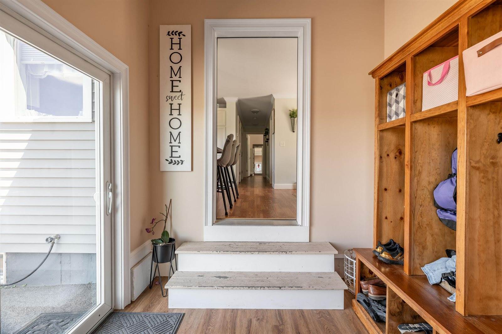 123 Lasalle Drive, Bangor, ME 04401