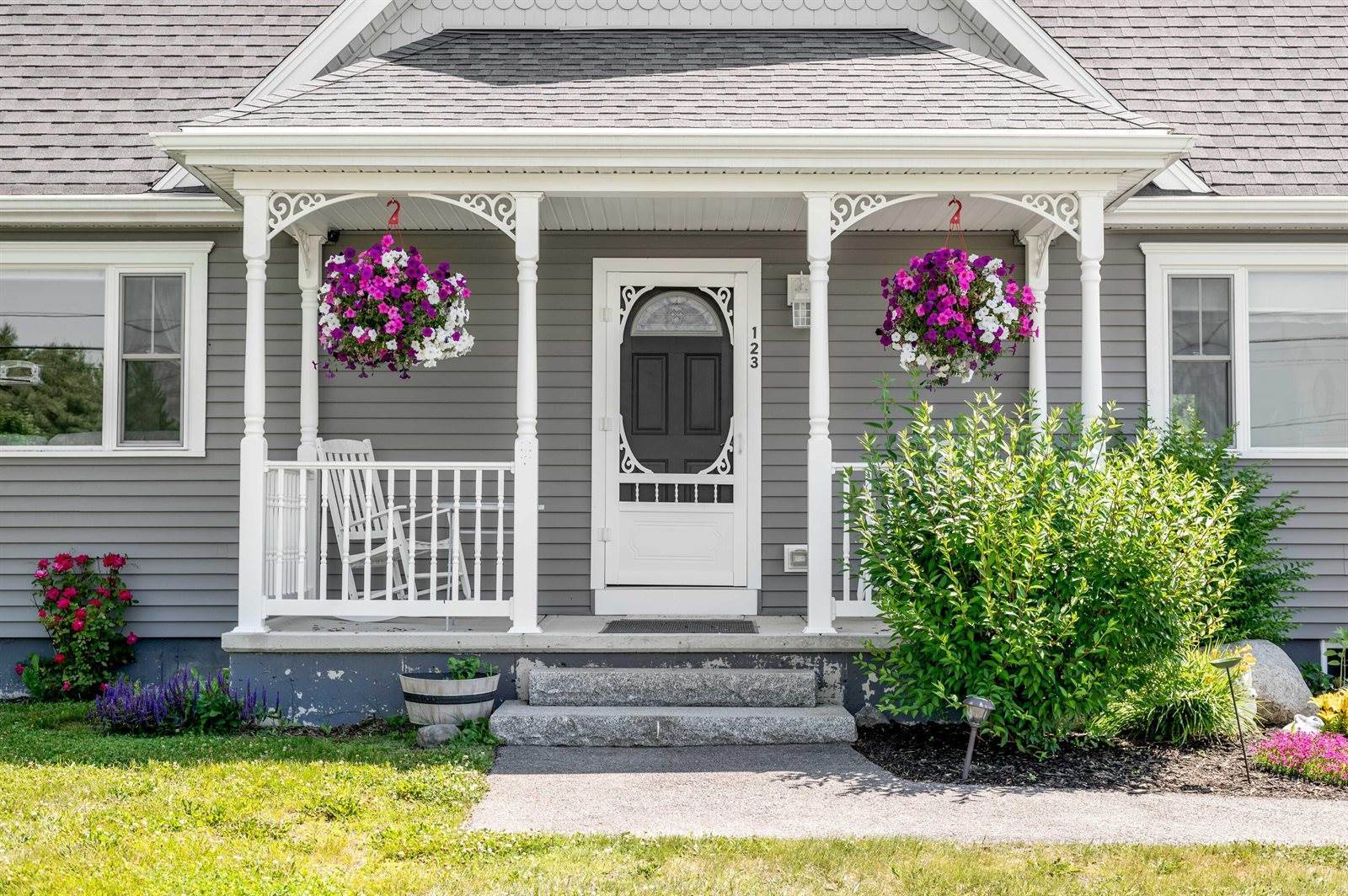 123 Lasalle Drive, Bangor, ME 04401