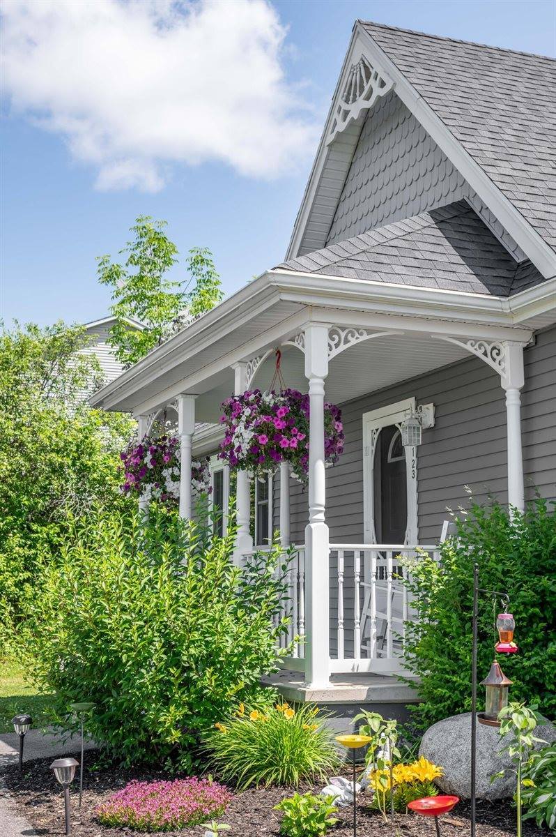 123 Lasalle Drive, Bangor, ME 04401