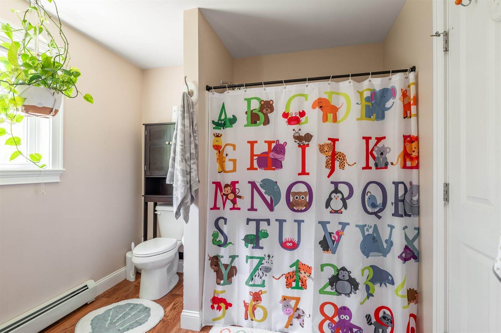 123 Lasalle Drive, Bangor, ME 04401