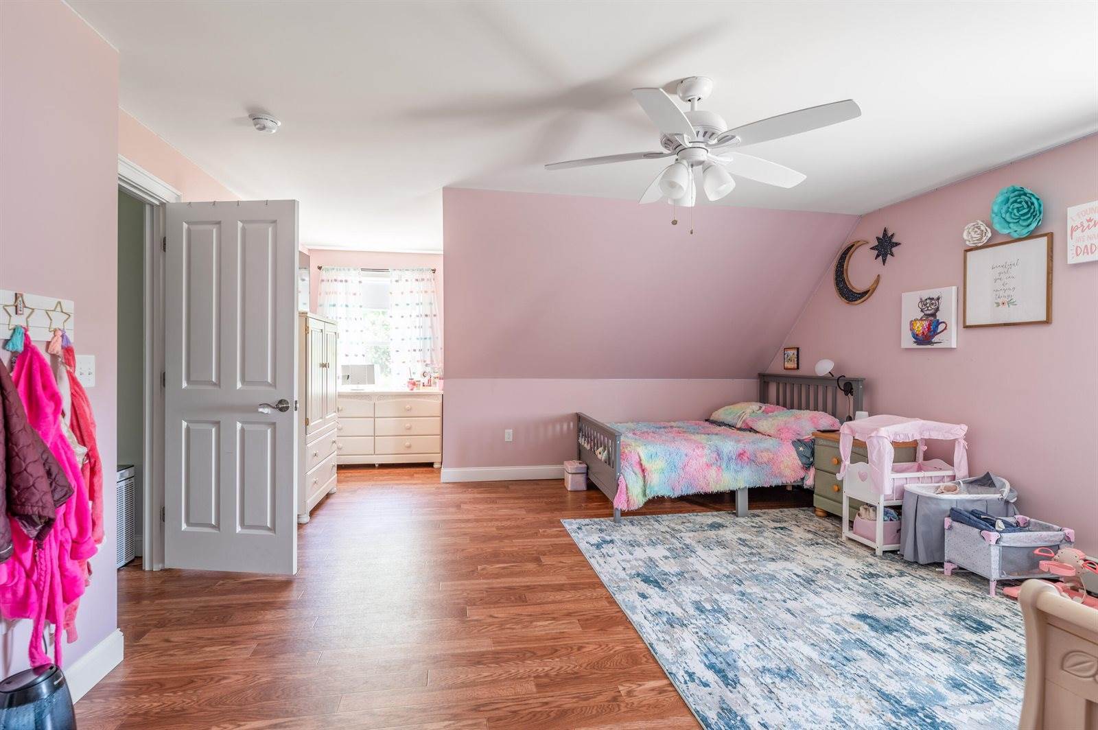 123 Lasalle Drive, Bangor, ME 04401