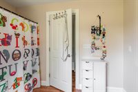 123 Lasalle Drive, Bangor, ME 04401