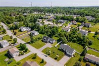 123 Lasalle Drive, Bangor, ME 04401