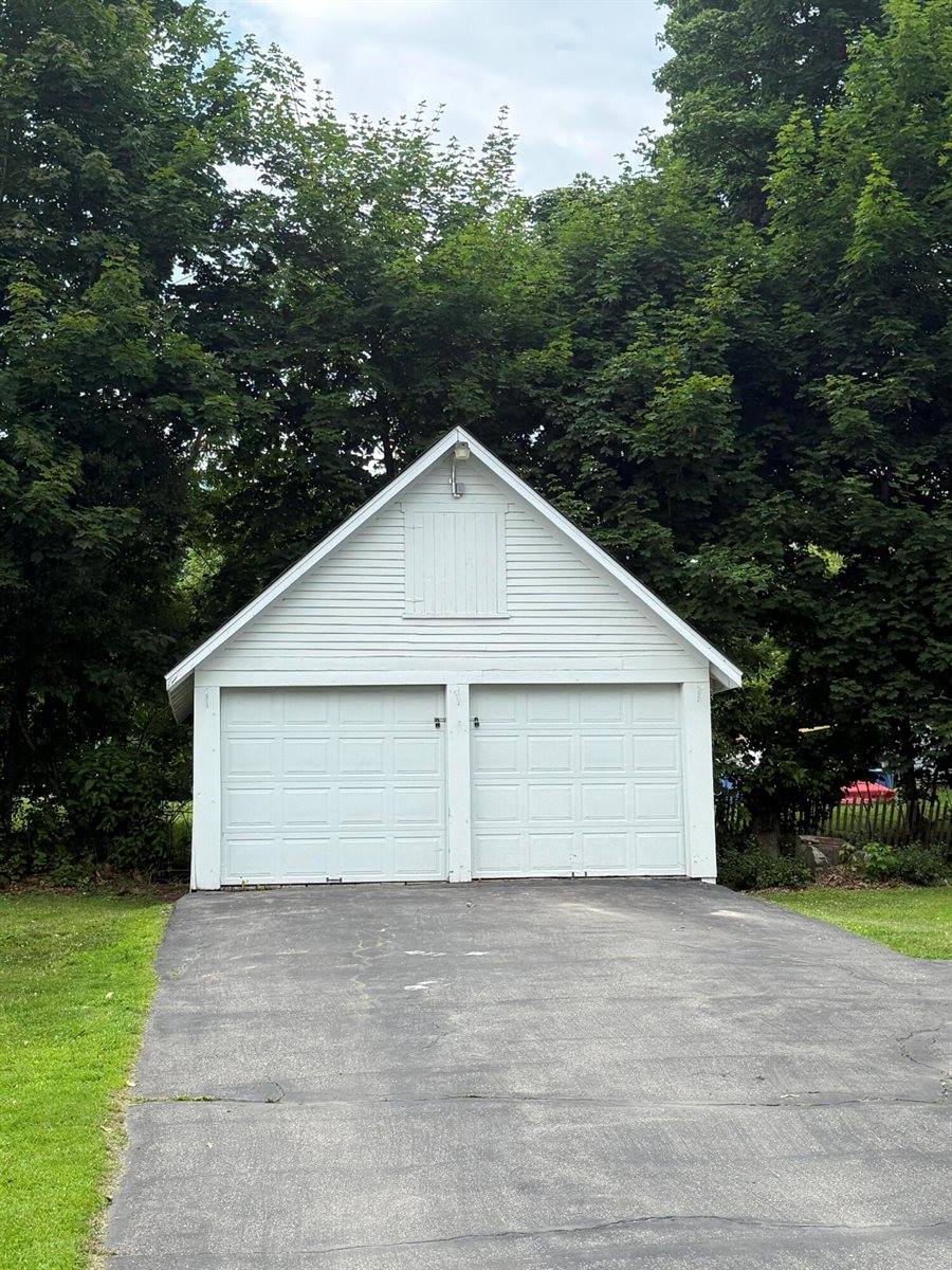 69 Lafayette Street, Calais, ME 04619