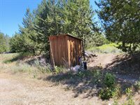 29222 North 1st Street, Athol, ID 83801