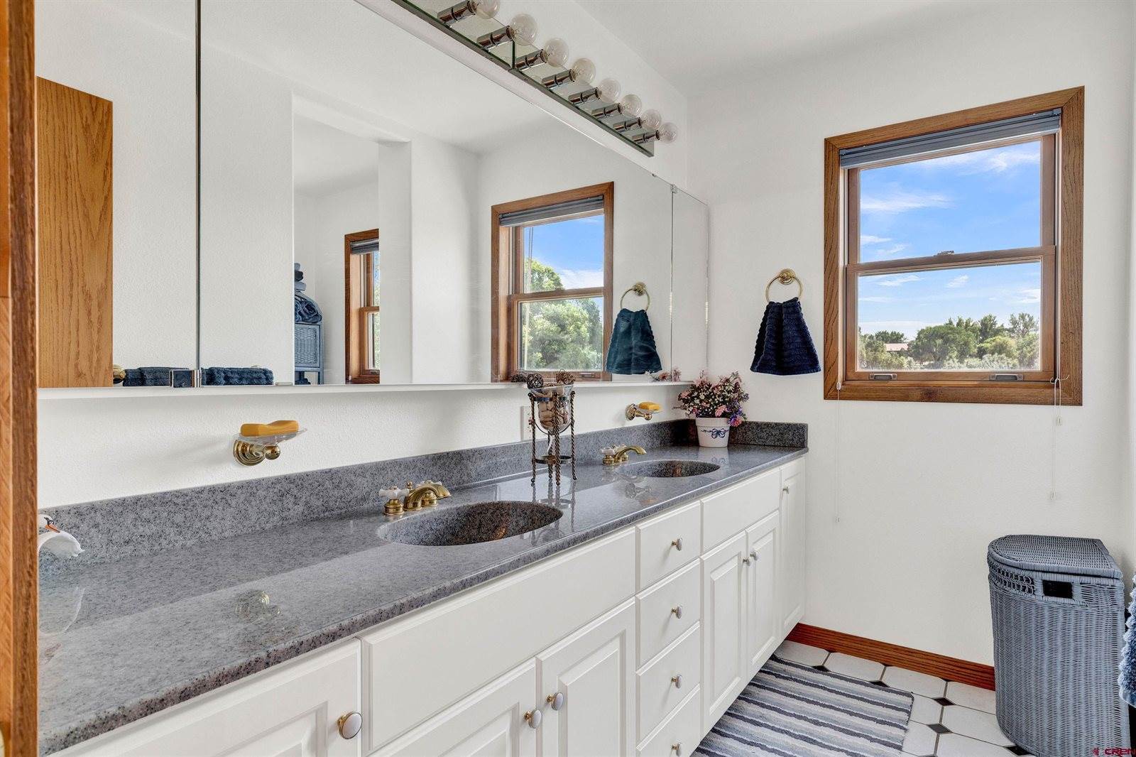 60886 Oak Grove Road, Montrose, CO 81403