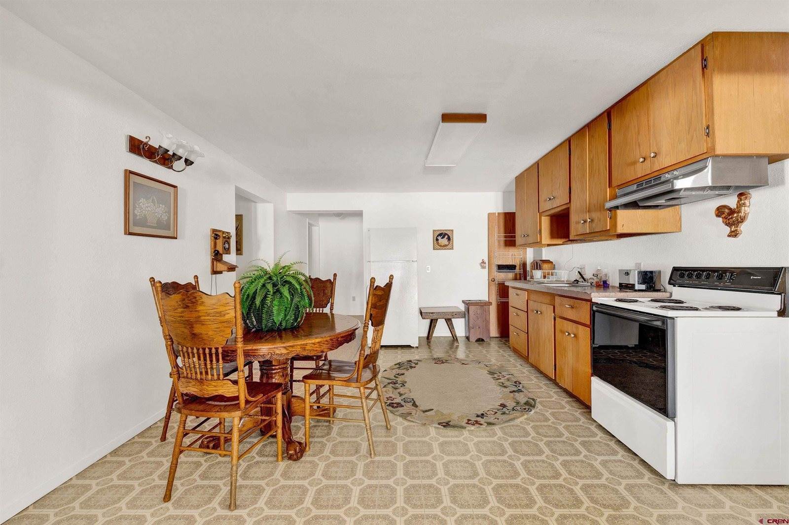 60886 Oak Grove Road, Montrose, CO 81403