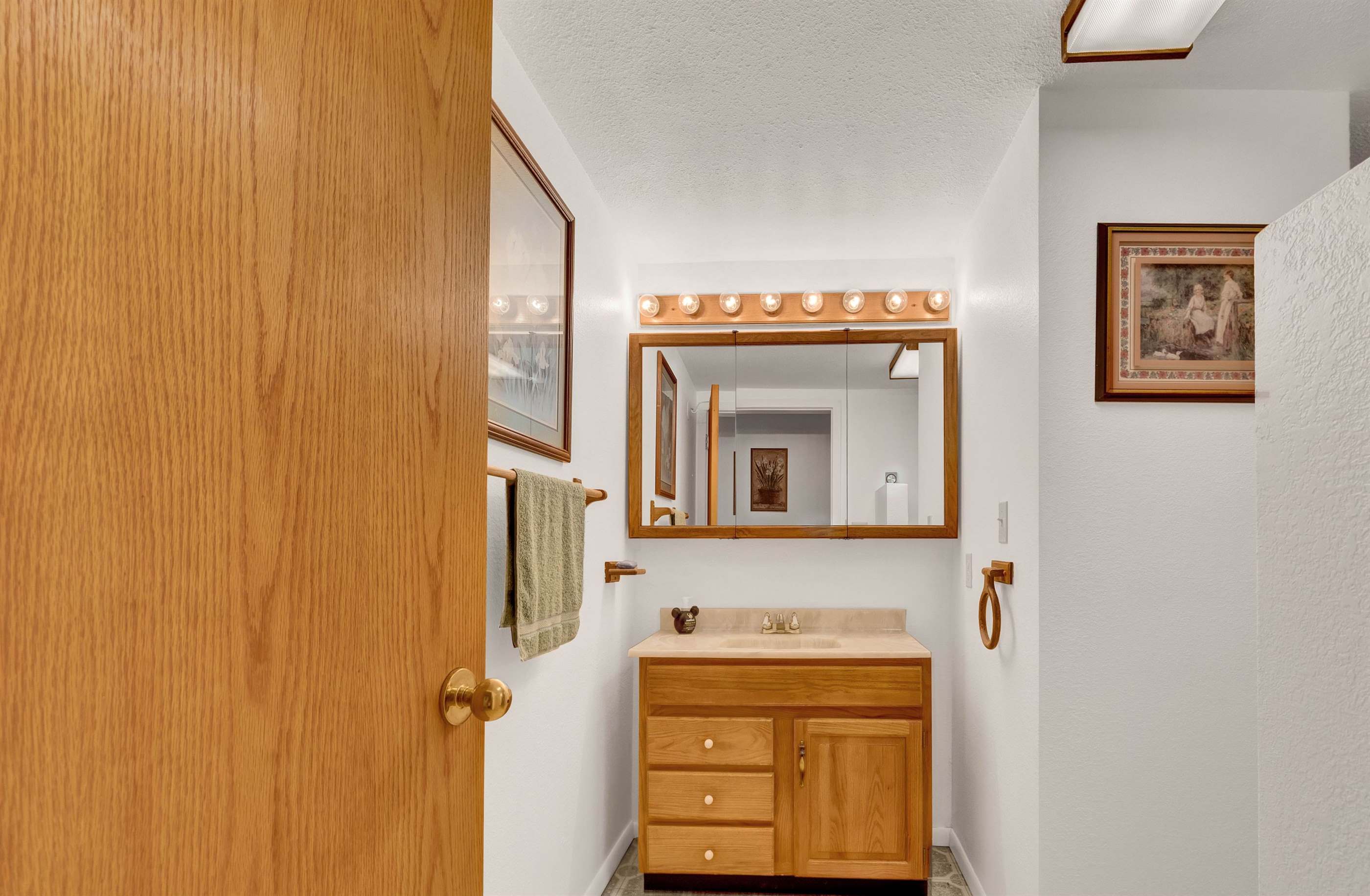 60886 Oak Grove Road, Montrose, CO 81403