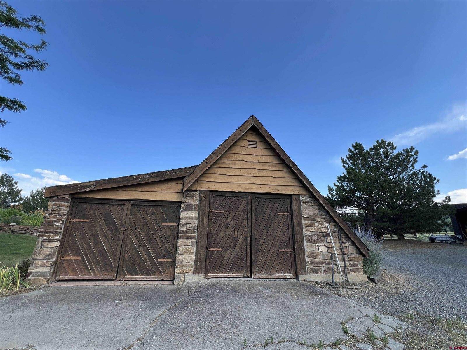 60886 Oak Grove Road, Montrose, CO 81403