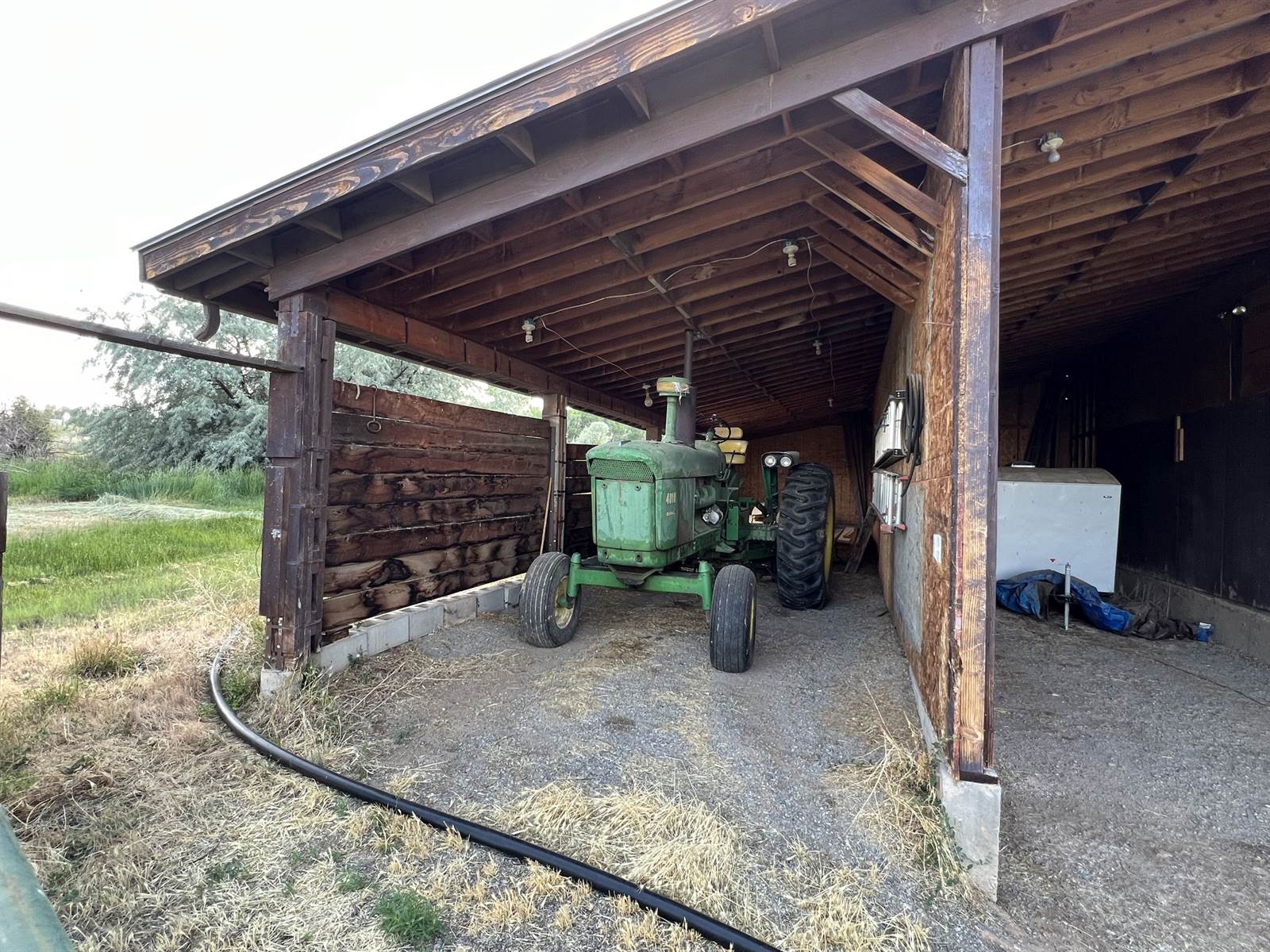 60886 Oak Grove Road, Montrose, CO 81403