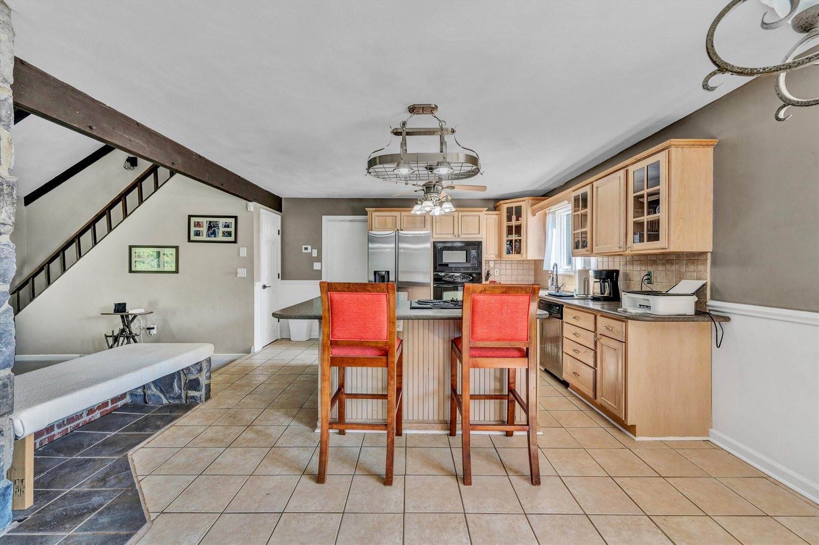 581 Windfield Ln, Wirtz, VA 24184