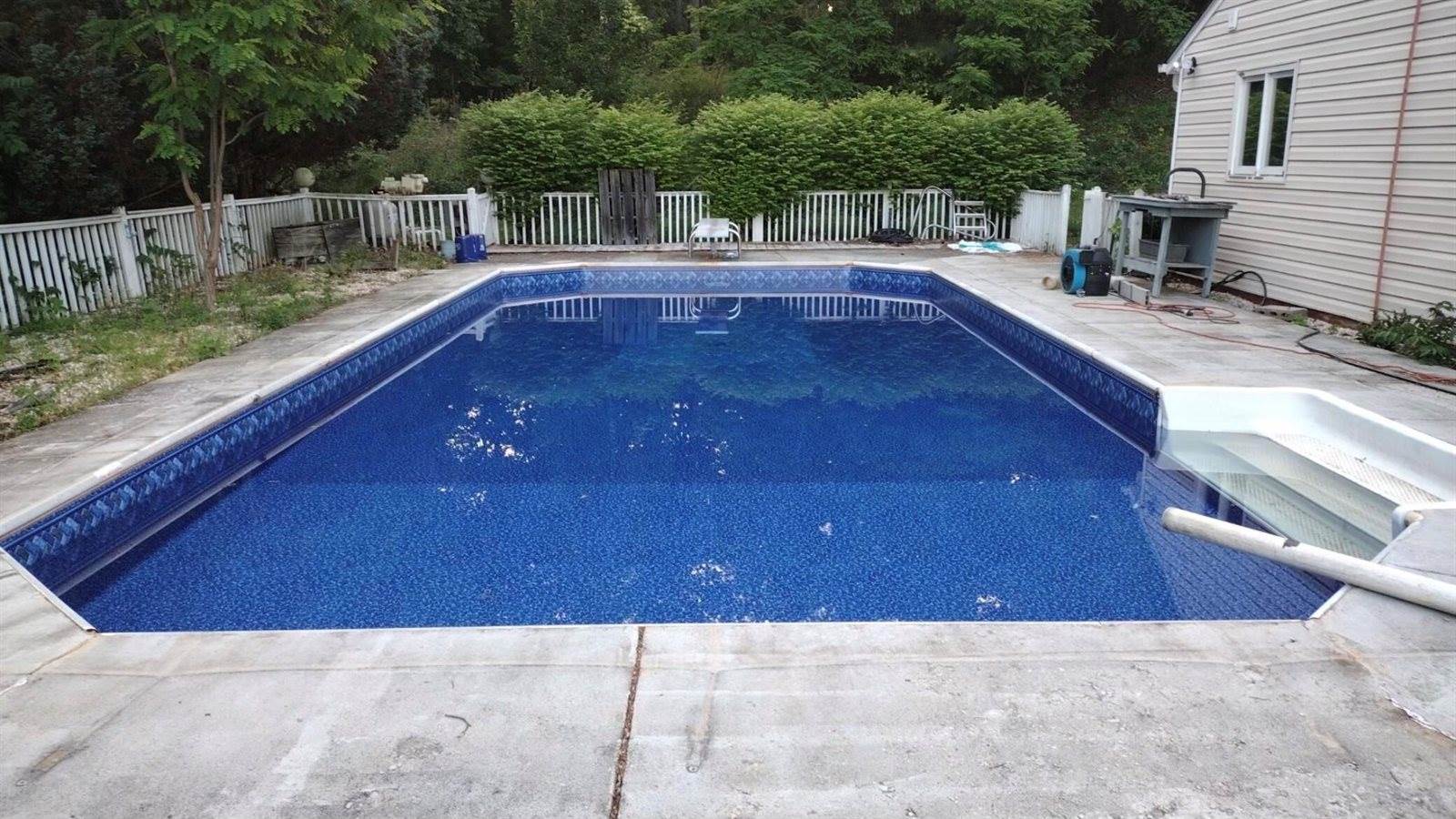 581 Windfield Ln, Wirtz, VA 24184