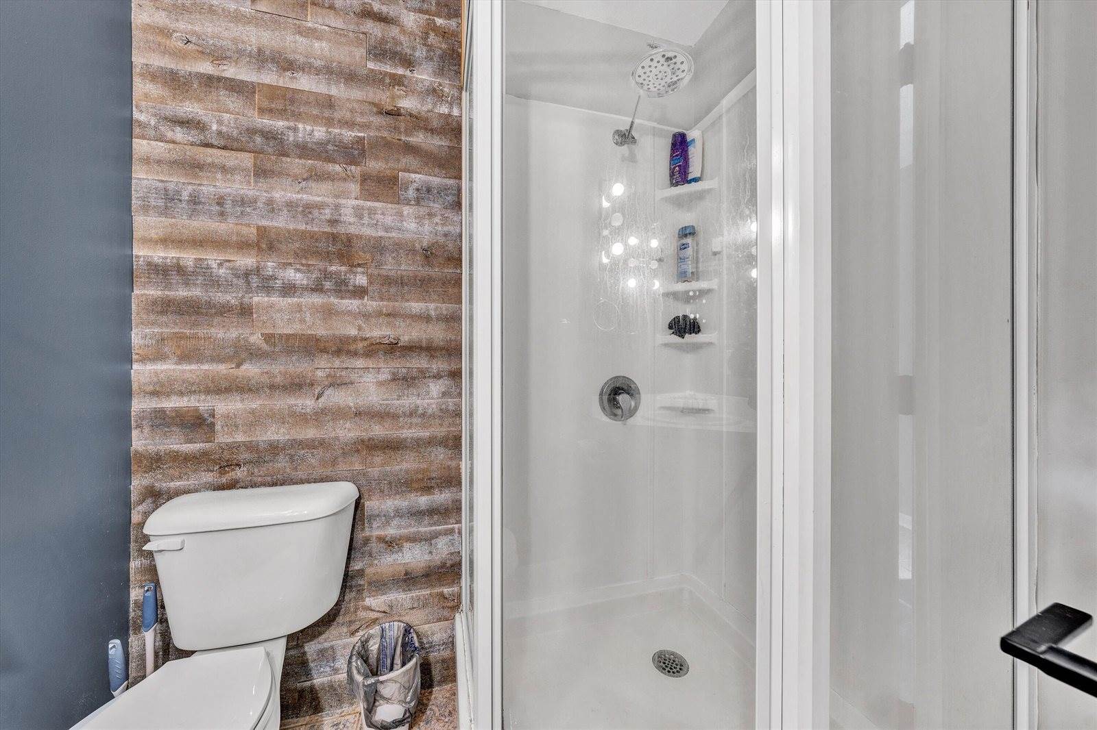 581 Windfield Ln, Wirtz, VA 24184