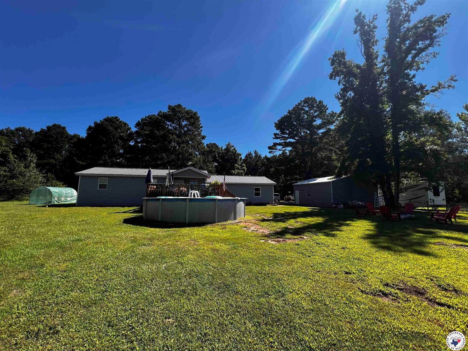 3212 County Rd 4251, DeKalb, TX 75559