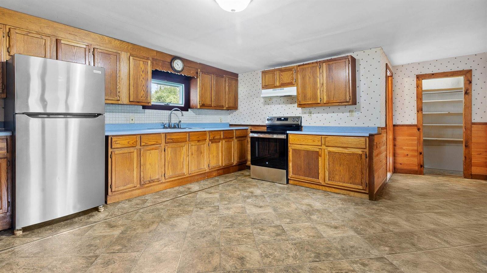 686 Canaan Road, Pittsfield, ME 04967