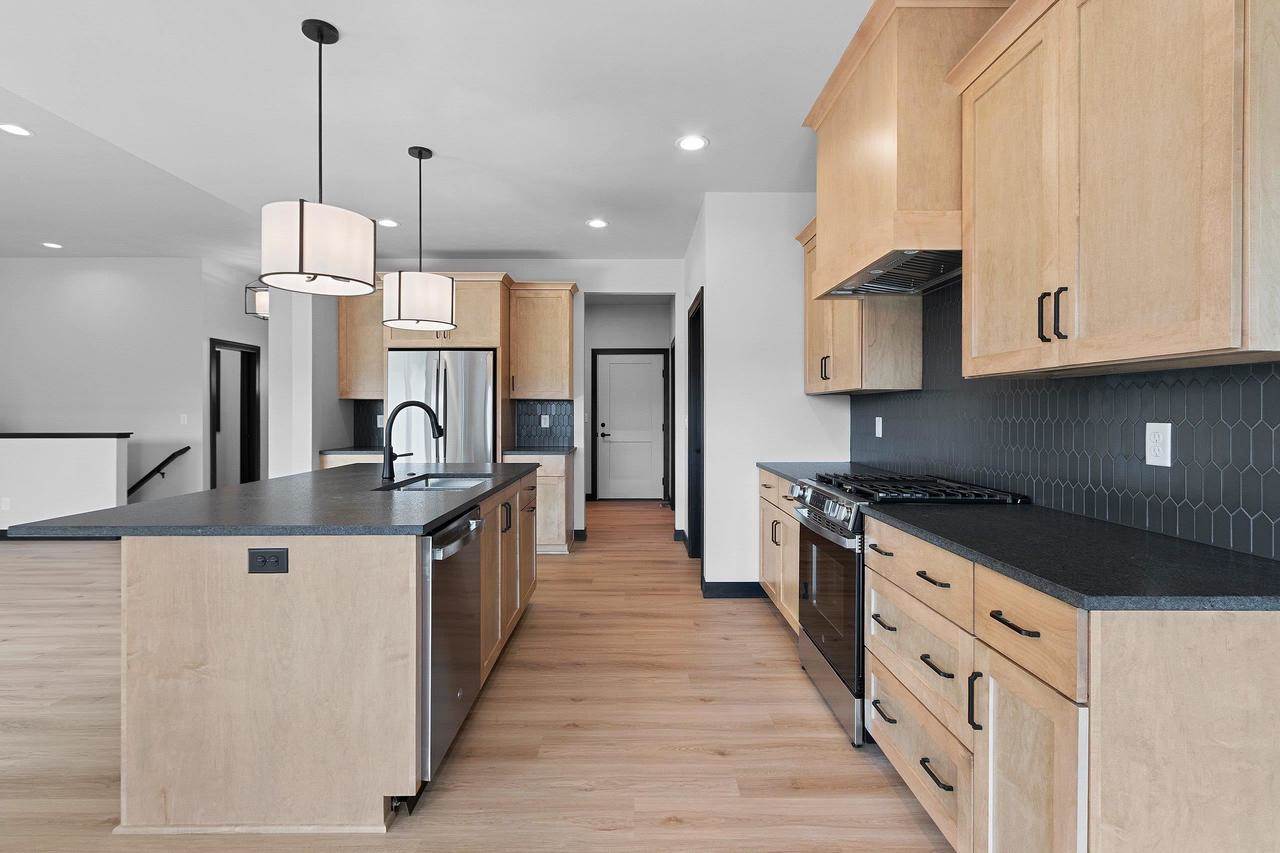 214 Abby Lane, Francis Creek, WI 54220