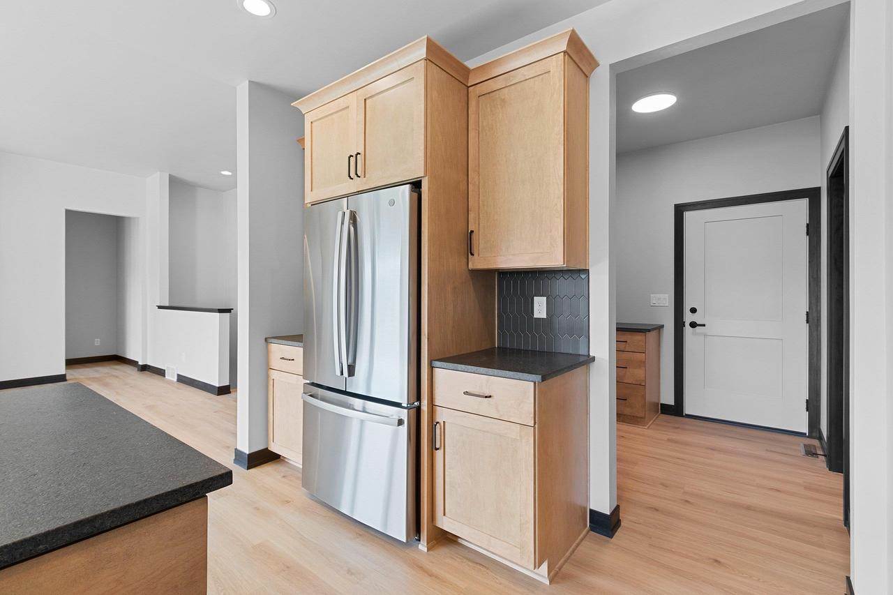 214 Abby Lane, Francis Creek, WI 54220