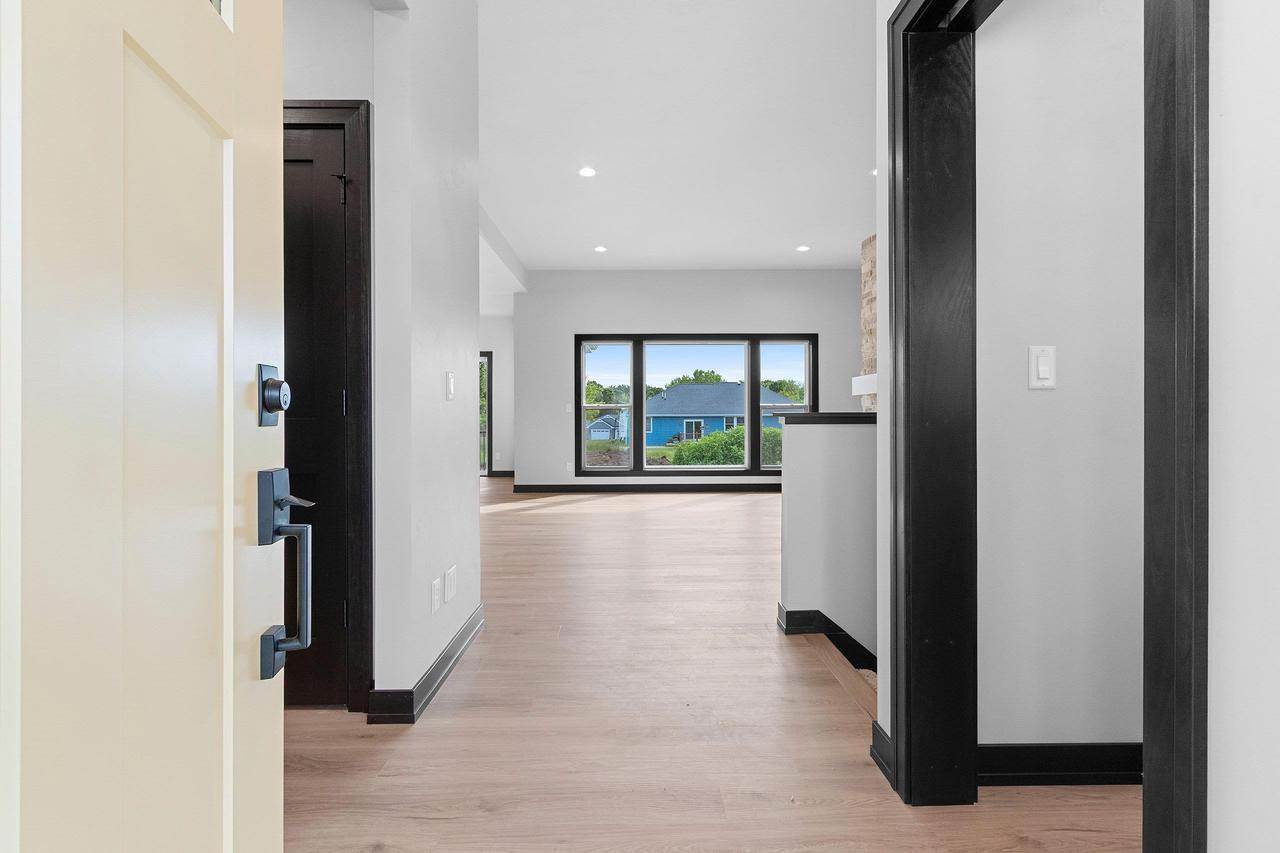 214 Abby Lane, Francis Creek, WI 54220