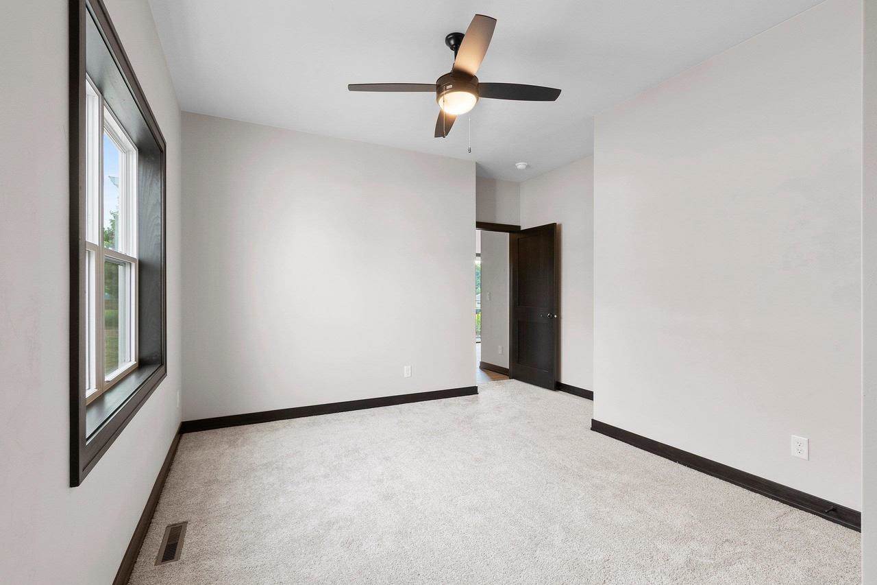 214 Abby Lane, Francis Creek, WI 54220