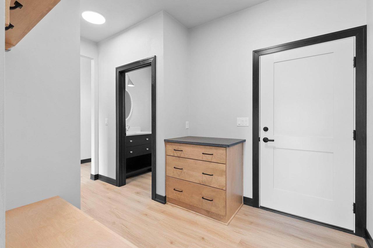 214 Abby Lane, Francis Creek, WI 54220