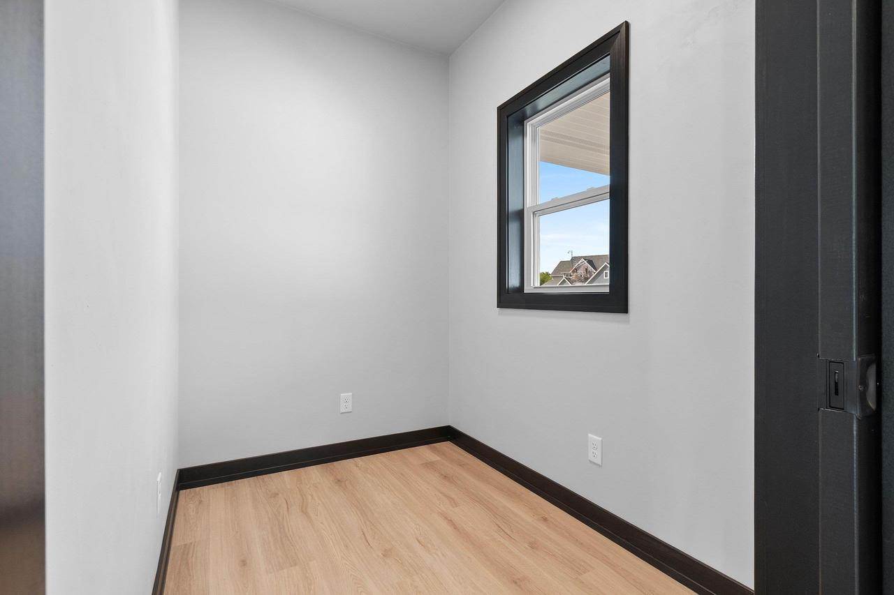 214 Abby Lane, Francis Creek, WI 54220