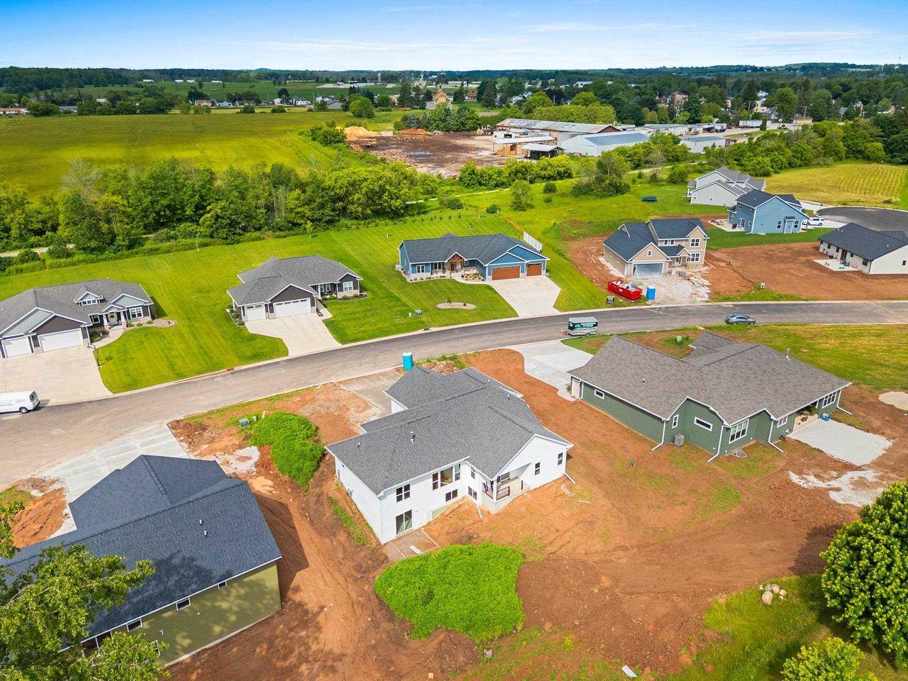 214 Abby Lane, Francis Creek, WI 54220