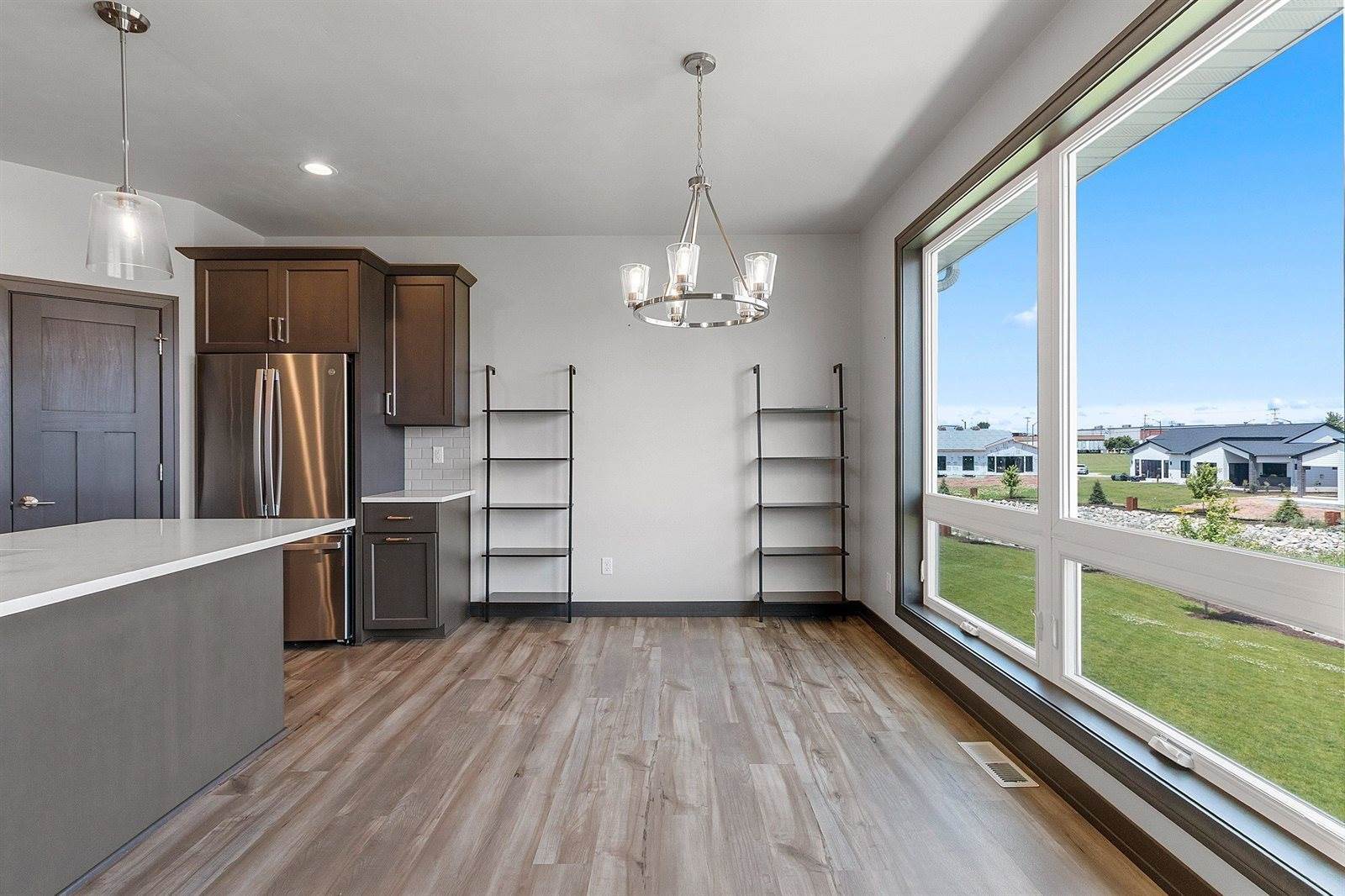 450 Aldon Circle, Green Bay, WI 54304