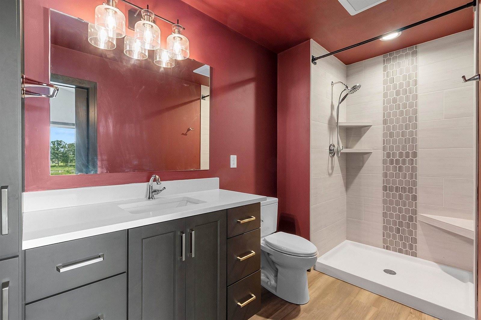 450 Aldon Circle, Green Bay, WI 54304