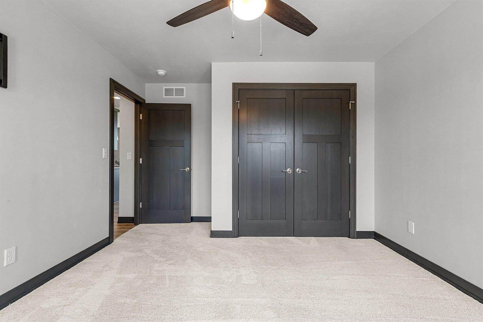 450 Aldon Circle, Green Bay, WI 54304