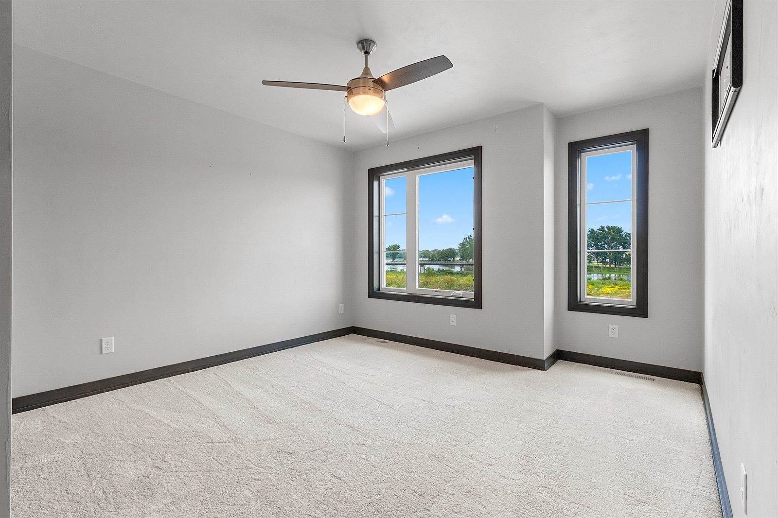 450 Aldon Circle, Green Bay, WI 54304