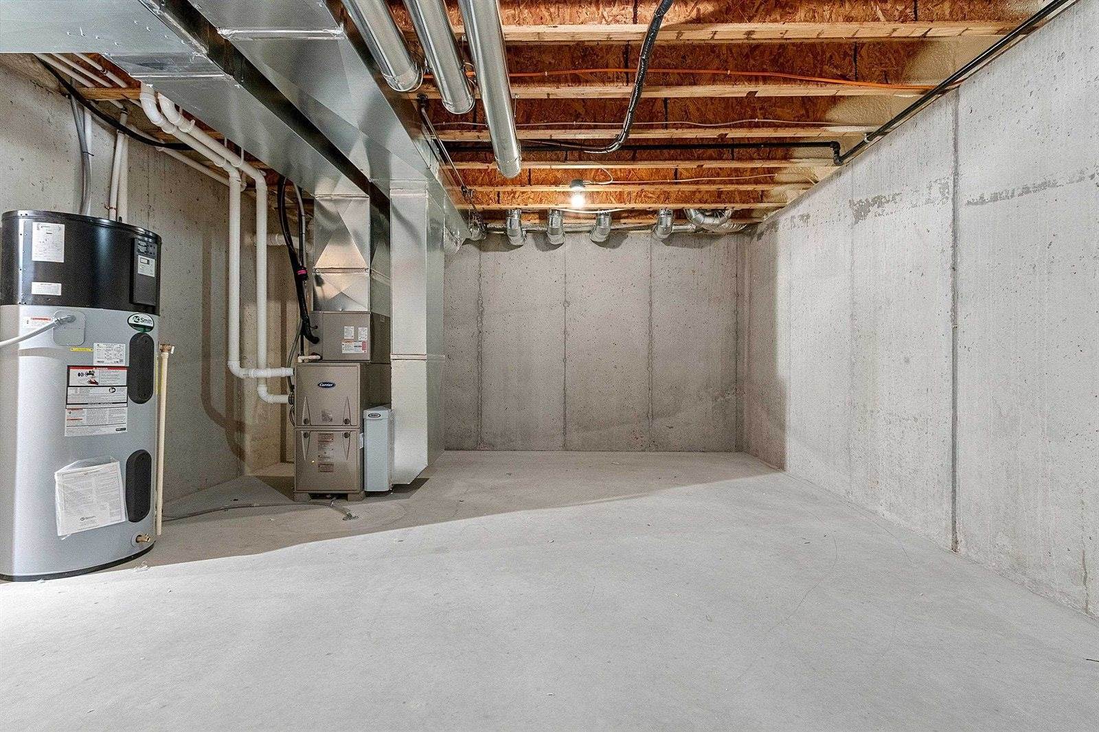 450 Aldon Circle, Green Bay, WI 54304