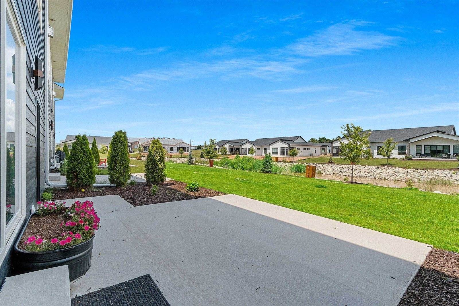 450 Aldon Circle, Green Bay, WI 54304