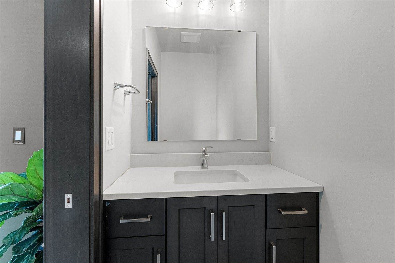 450 Aldon Circle, Green Bay, WI 54304