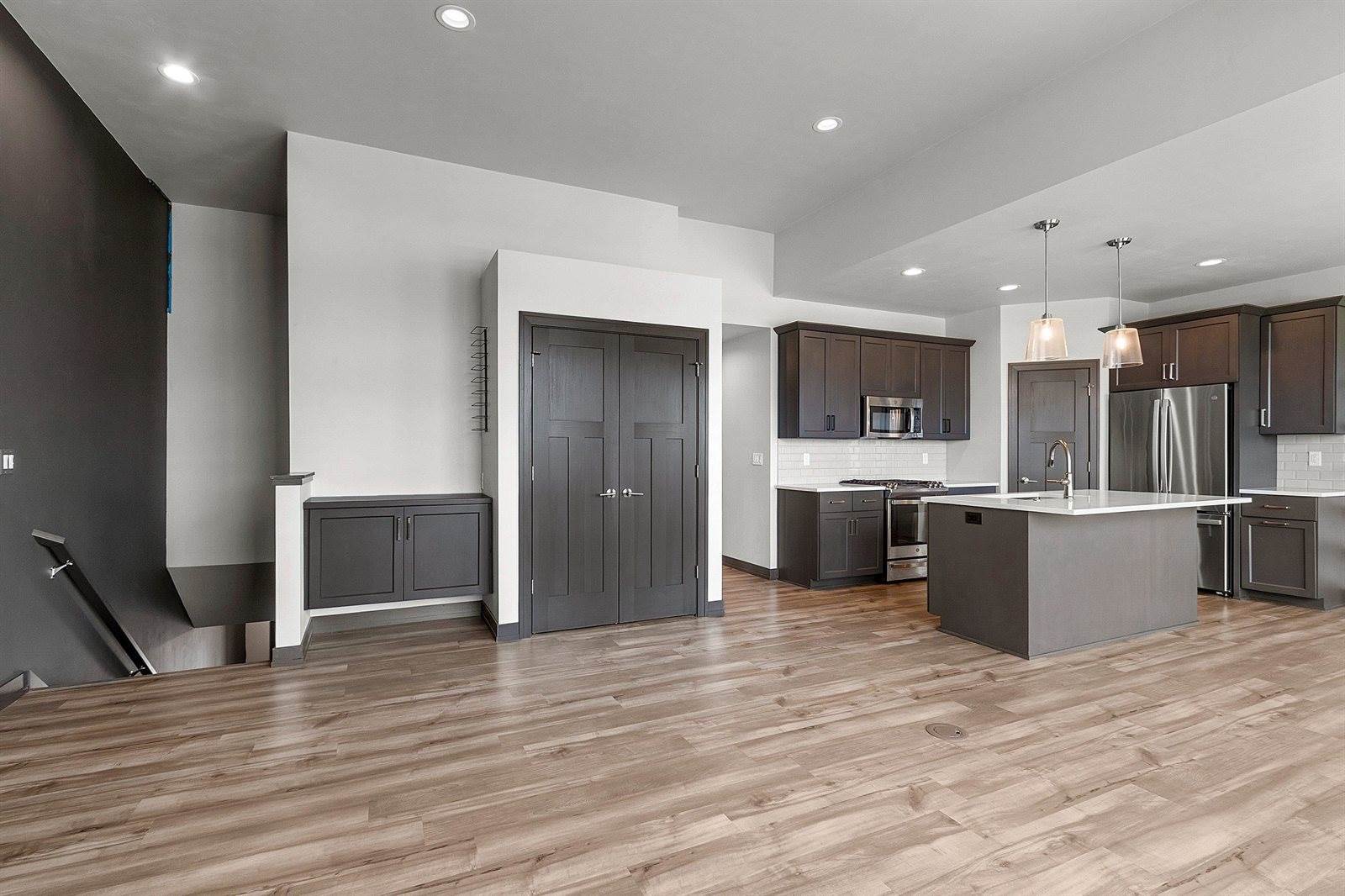 450 Aldon Circle, Green Bay, WI 54304