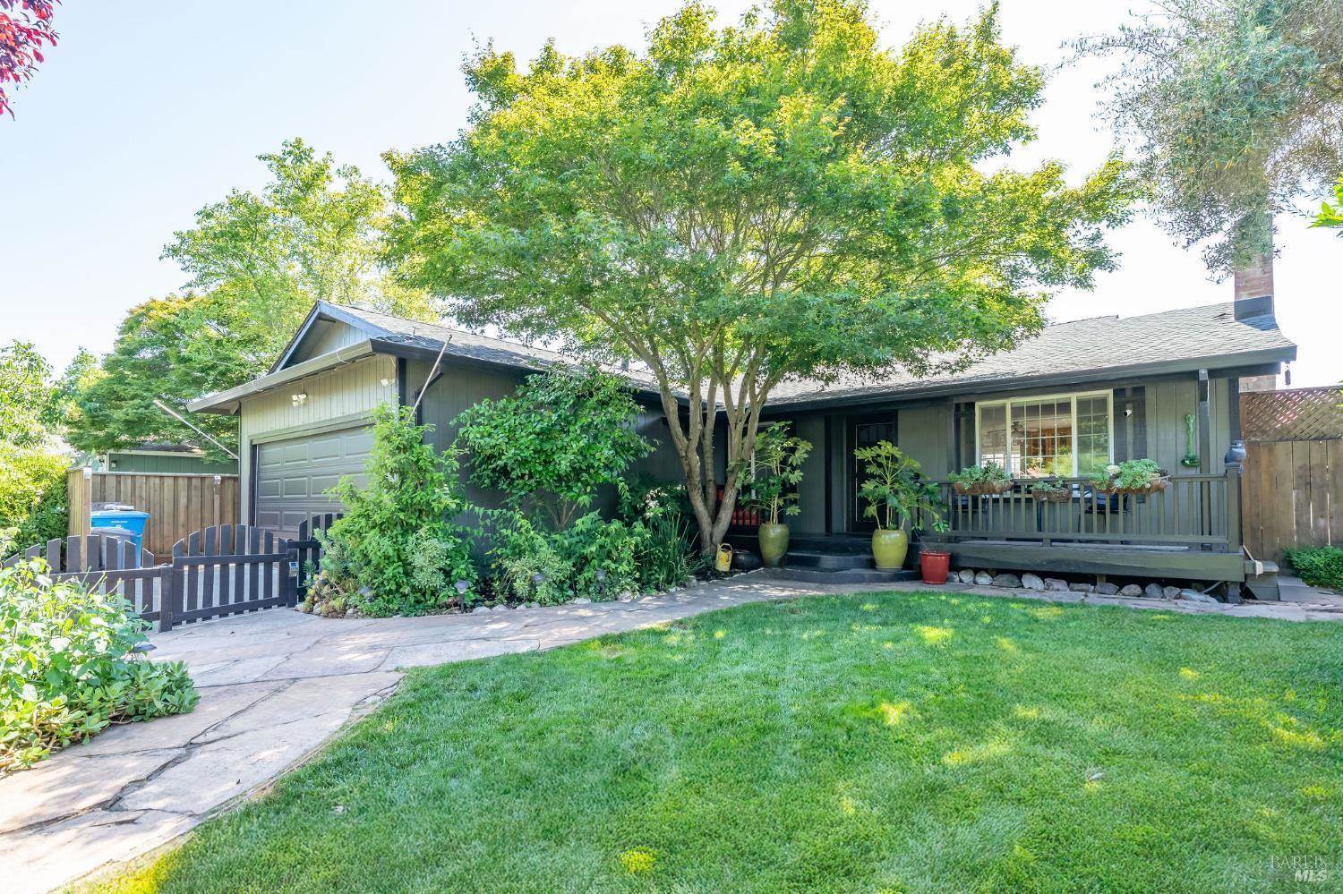 1649 Javore Drive, Santa Rosa, CA 95407