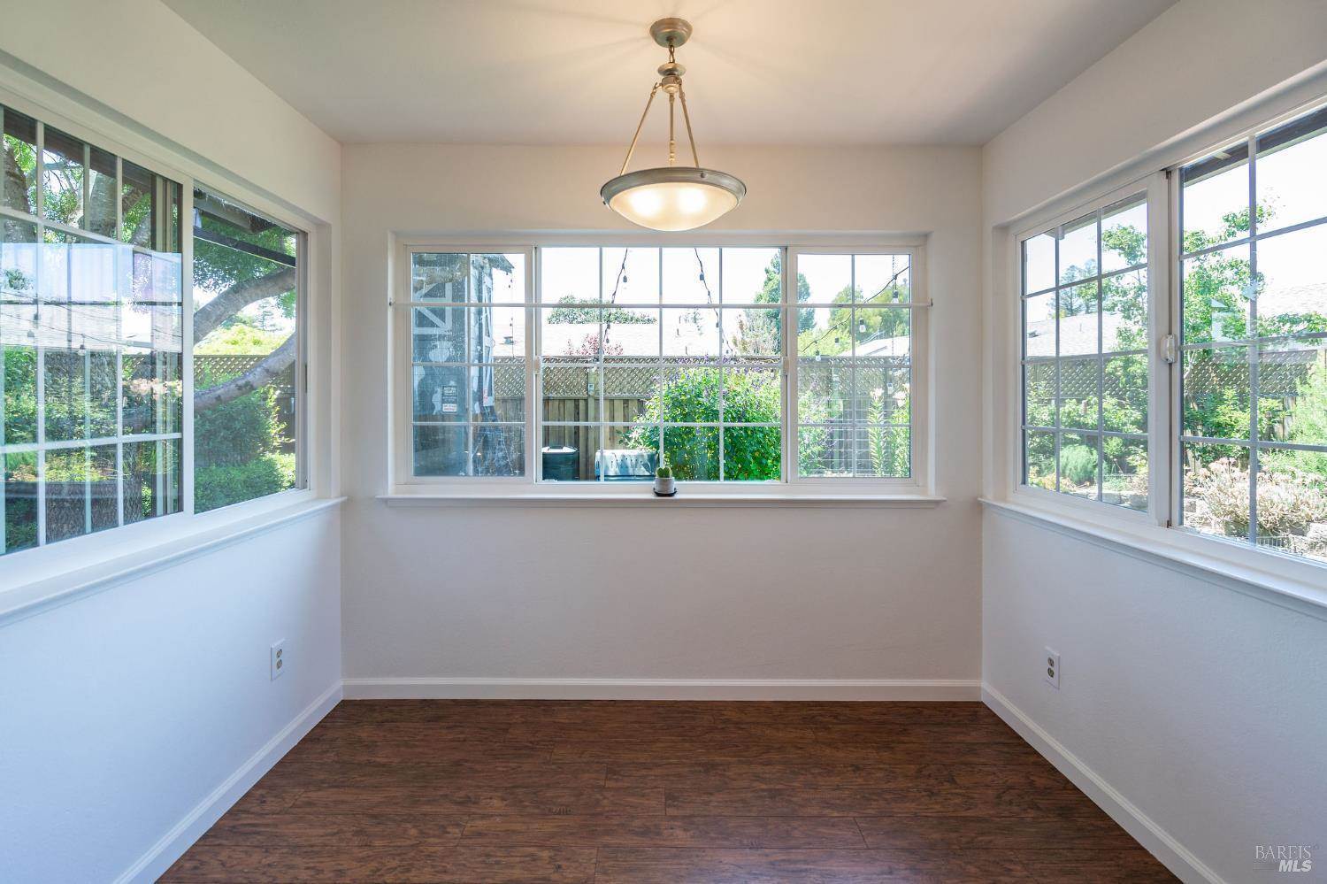 1649 Javore Drive, Santa Rosa, CA 95407