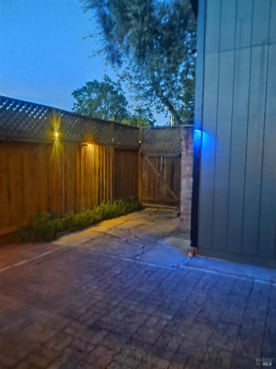 1649 Javore Drive, Santa Rosa, CA 95407